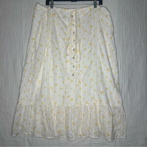Forever 21 Woman’s Maxi Skirt White Yellow Floral Boho Ruffled Hem Shells Sz 3X